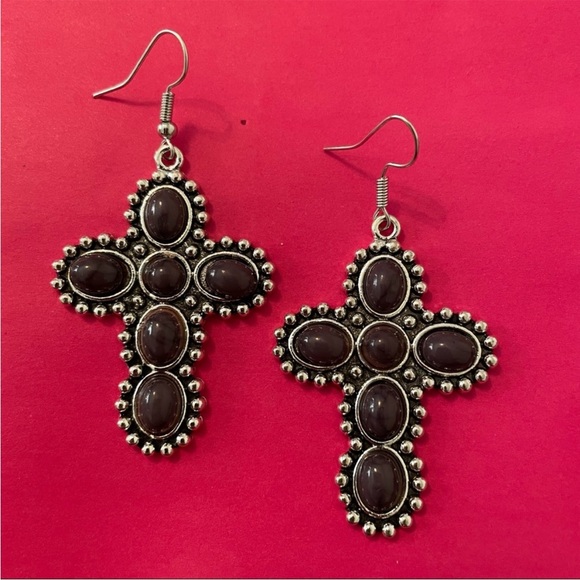 💖 Black Cross Silver Earrings NEW - Picture 3 of 3